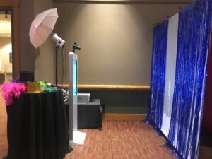 Why Get Photo Booth Rental Services for Parties and How to Do It