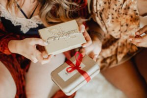 Dos and Don’ts of Personalised Gifting: Navigating Personal Preferences