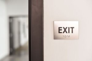 Key Safety Signs That Must Be Present in Every Building