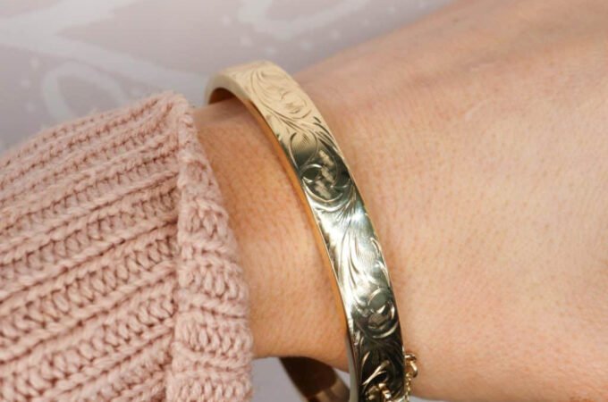 Gold Bangles in 9ct: The Perfect Accessory for a Classic and Modern Look