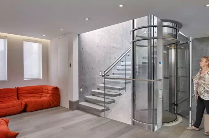 Top 5 Benefits of Installing a Service Lift for Your Company